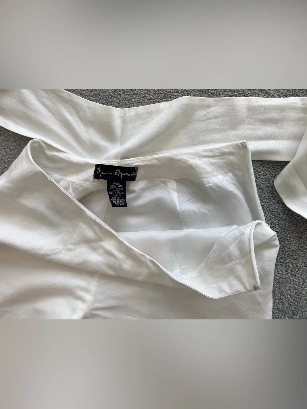 Beautiful Linen Blend White Pants w/ Attached
Tie Belt, Lined, Size 6 - Picture 4 of 7